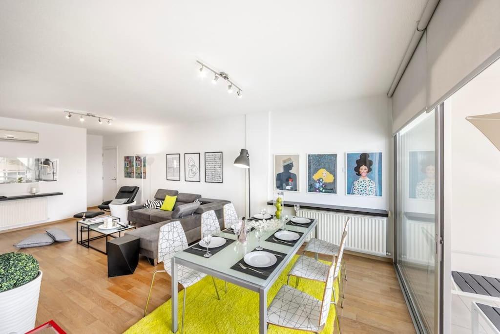 Luxurious Bright & Stylish 2Br With Office In Nicosia Daire Dış mekan fotoğraf